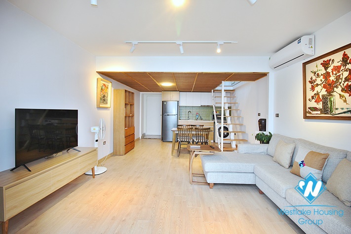 Duplex apartment with lake view for rent in Ve Ho st, Tay Ho District 